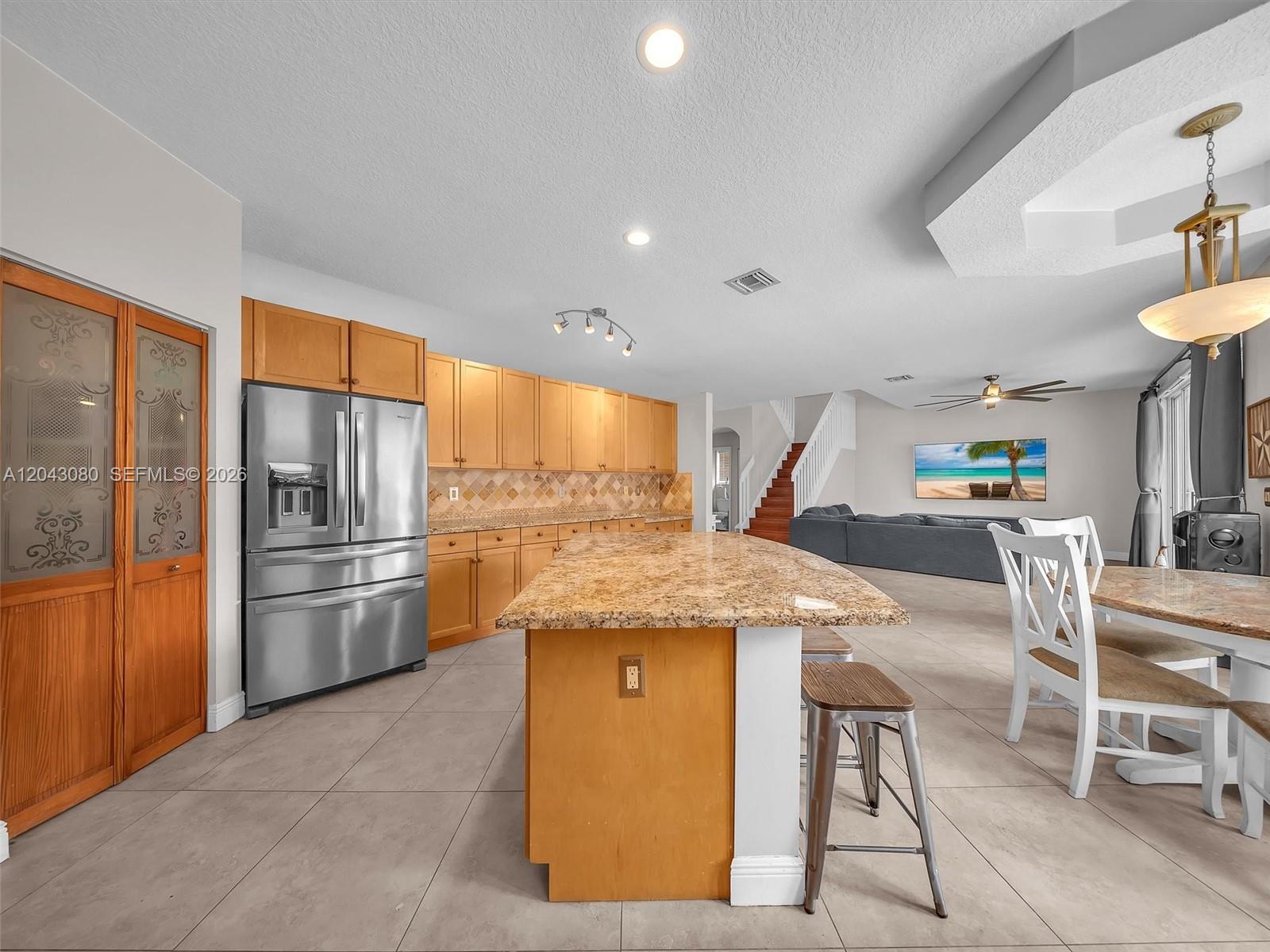 4907 SW 166th Ave