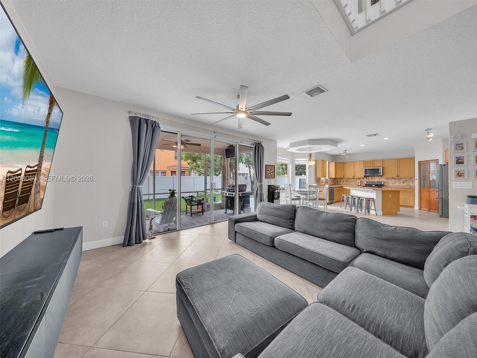 4907 SW 166th Ave