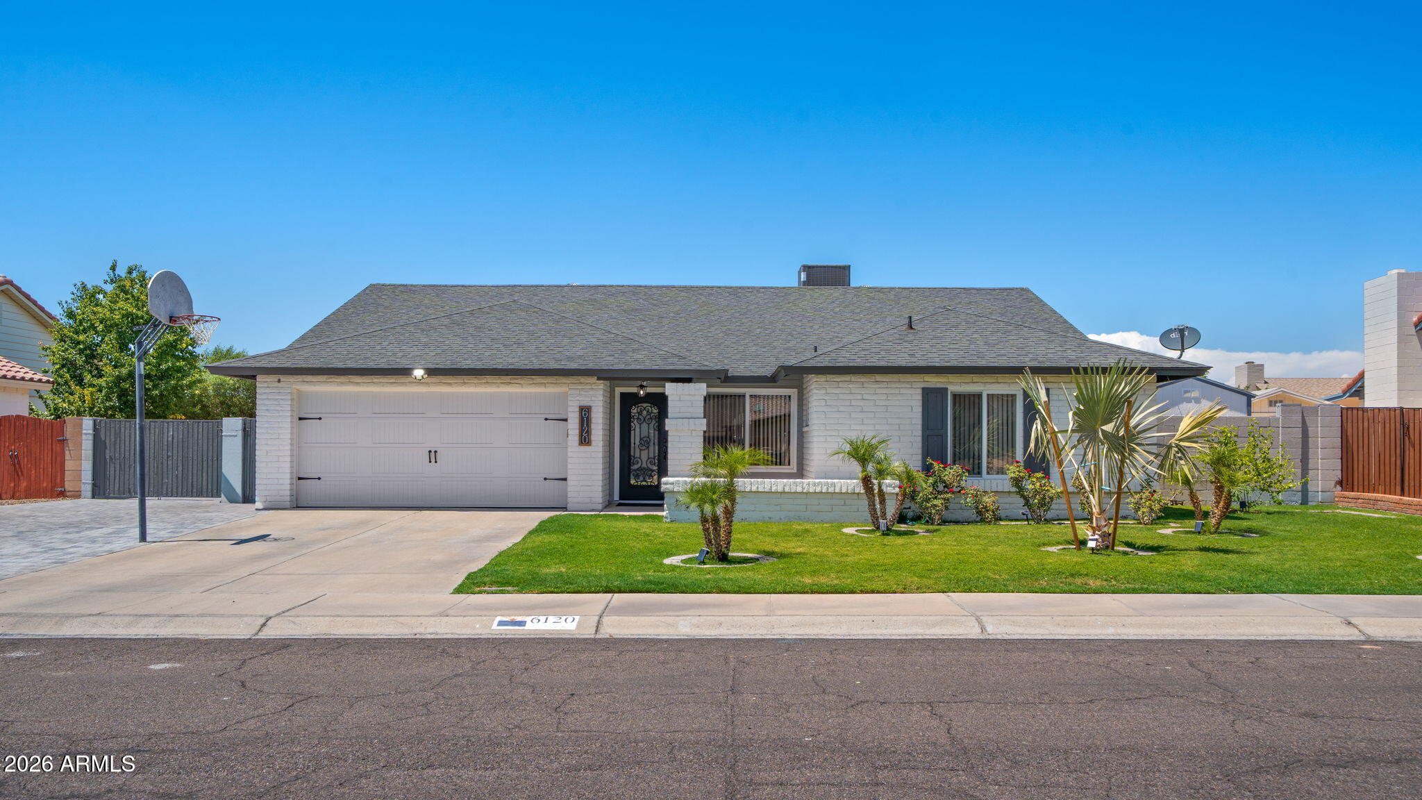 6120 W Shangri La Road