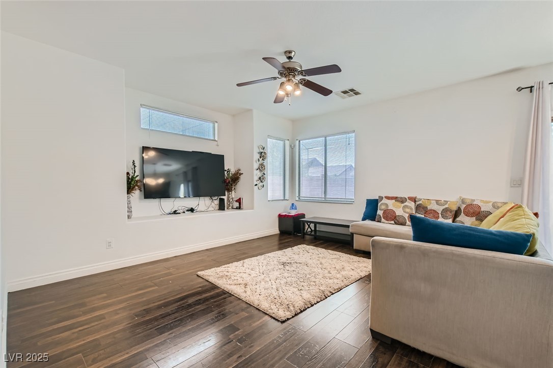 2905 Vigilante Court