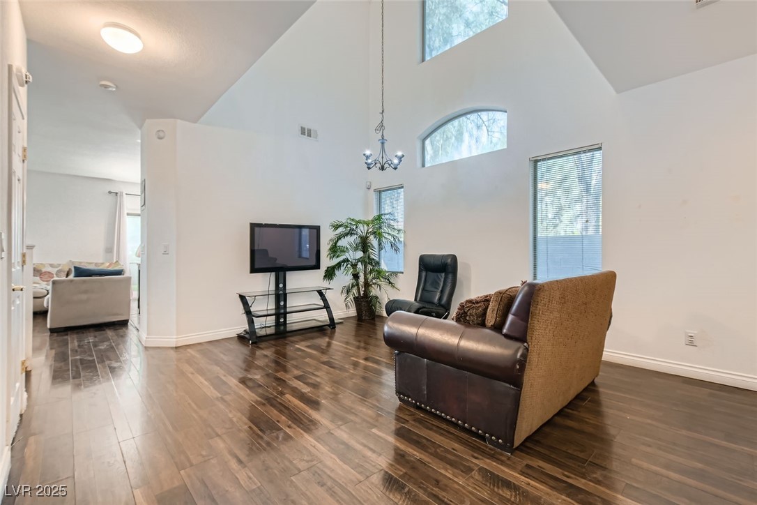 2905 Vigilante Court
