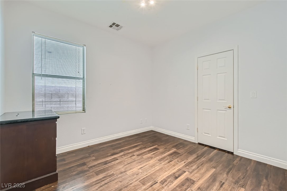 2905 Vigilante Court