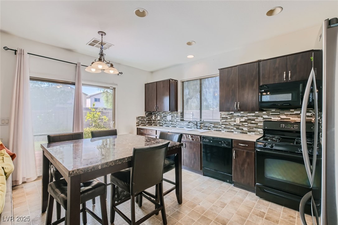 2905 Vigilante Court