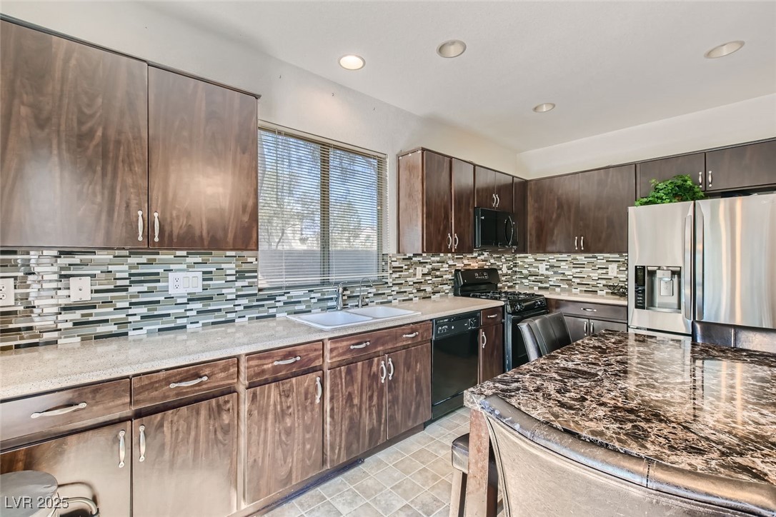 2905 Vigilante Court