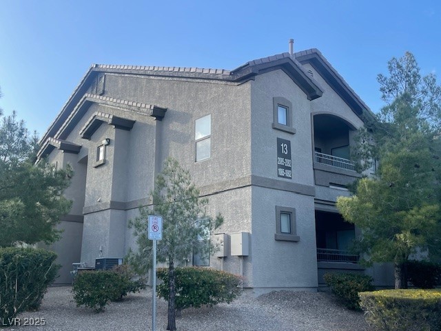 8250 North Grand Canyon Drive 2085