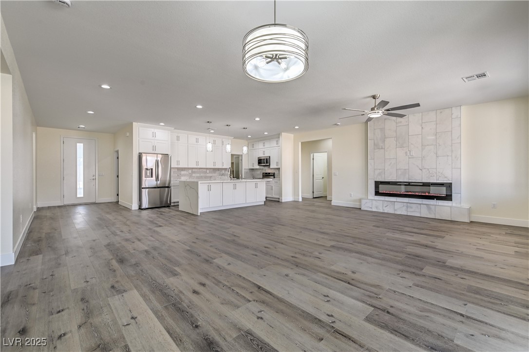 4801 Stoneham