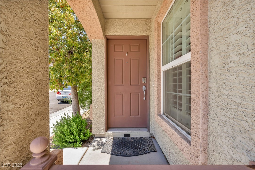 9104 Pearl Cotton Avenue