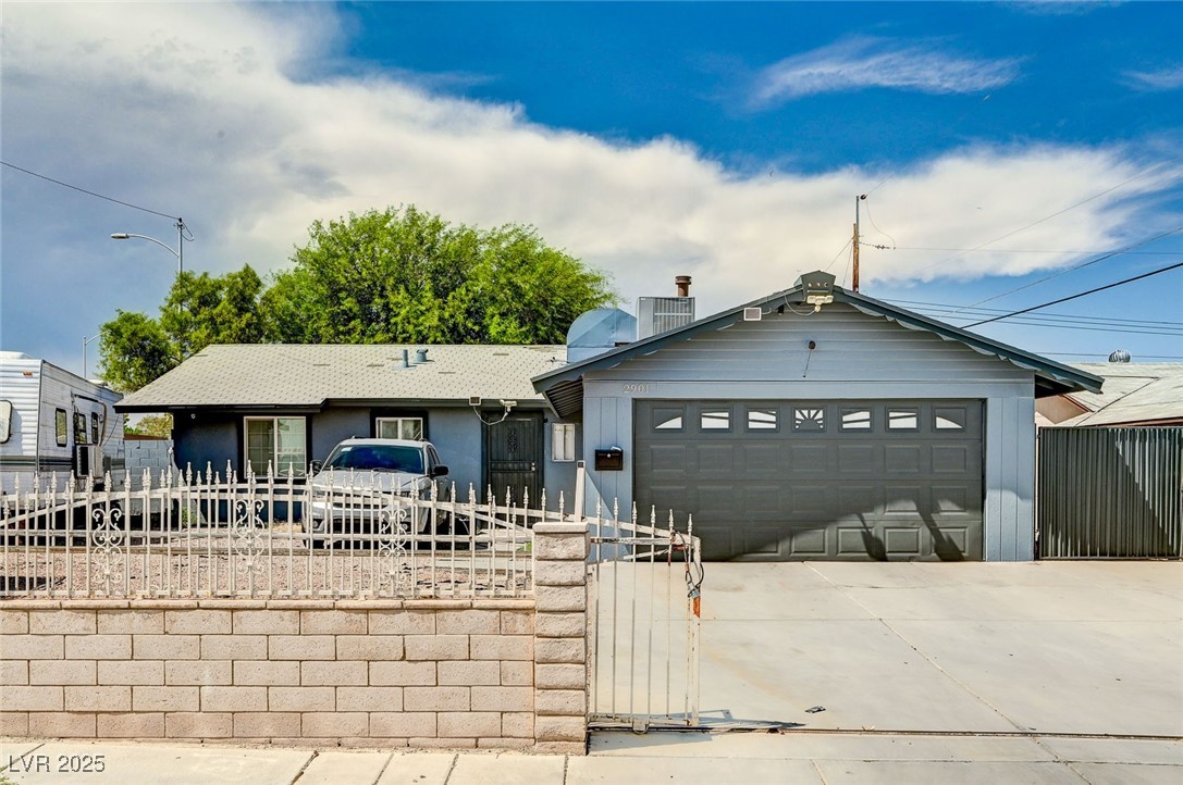 2901 Scarlet Oak Avenue