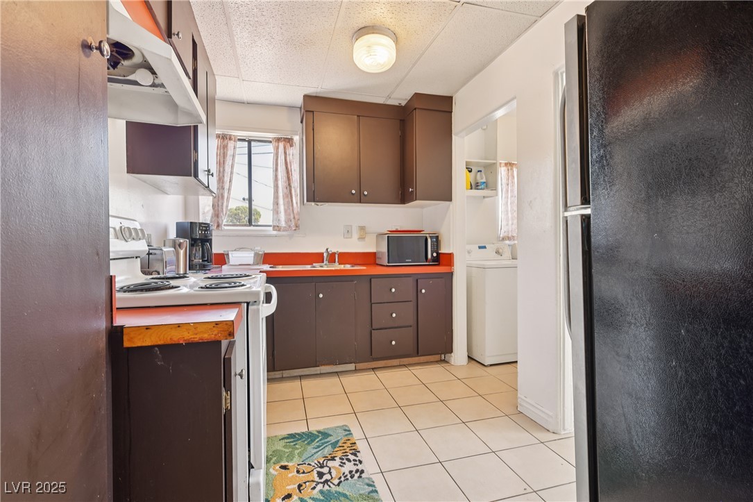 1505 East Ogden Avenue