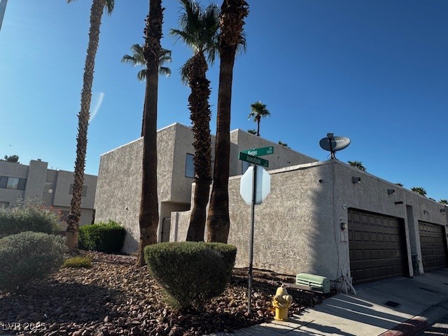 2695 Aracatuba Avenue