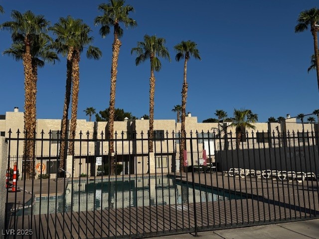 2695 Aracatuba Avenue