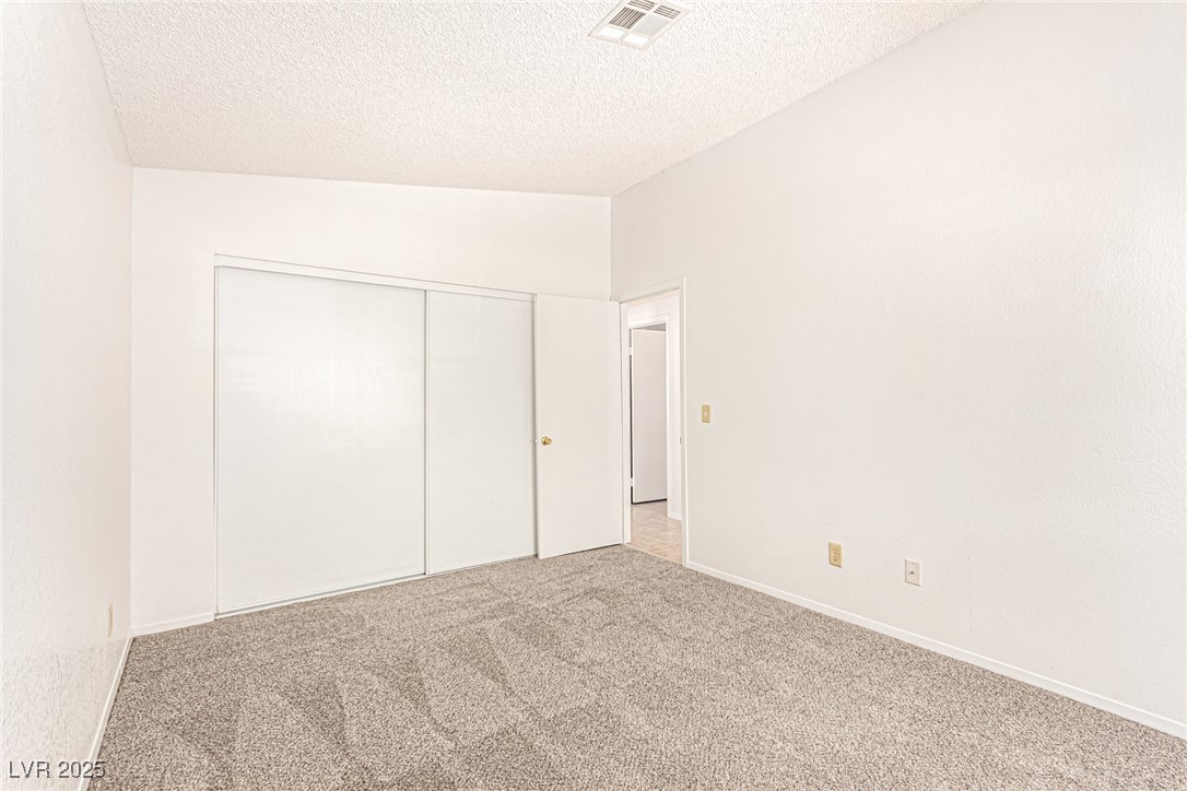 8221 Dans Glen Place