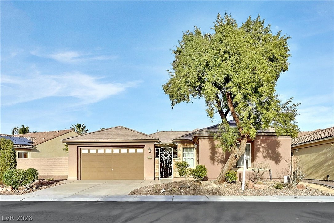 7341 Royal Melbourne Drive