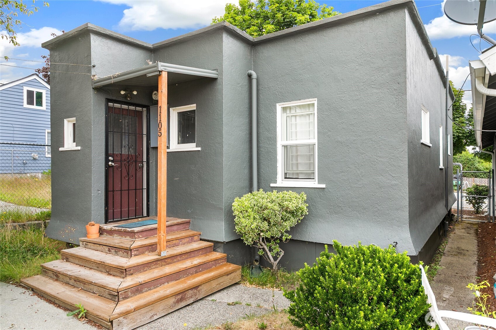 1105 6th Street