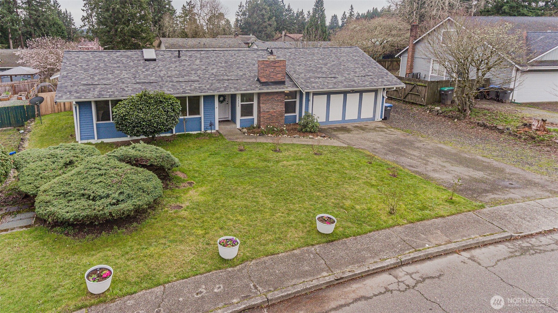 2313 Ponderosa Drive SE