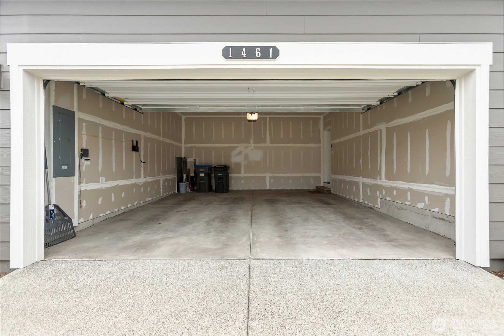 1461 SW Pendleton Way