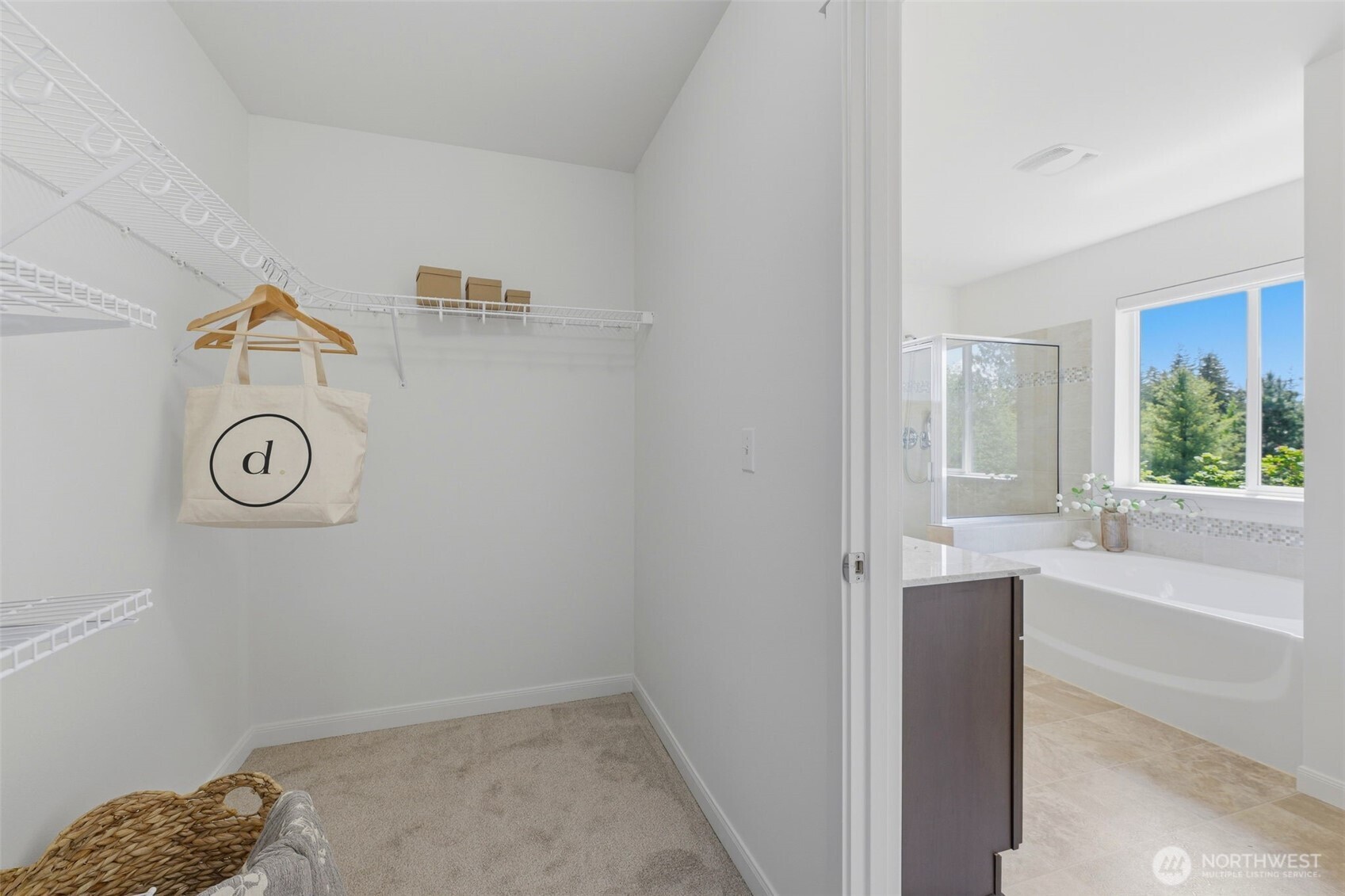 11208 Borgen Loop