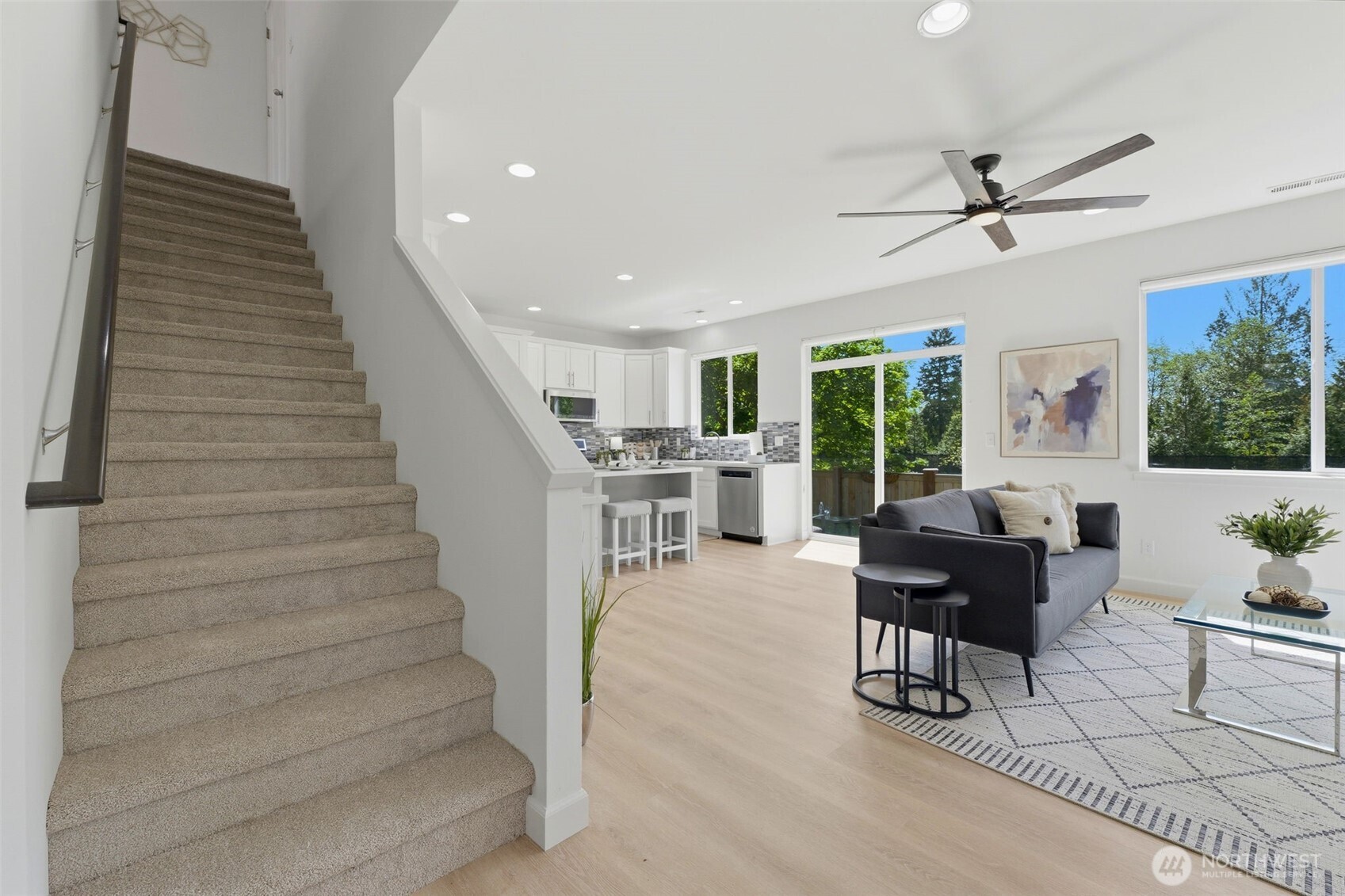11208 Borgen Loop