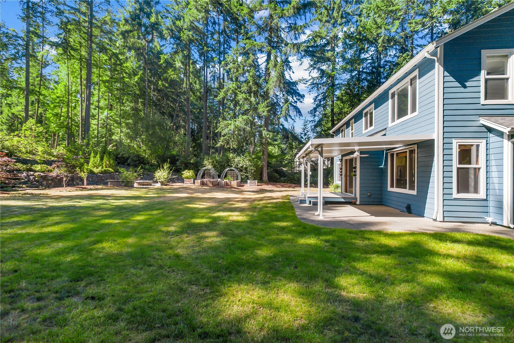 1093 SE St Patrick Court