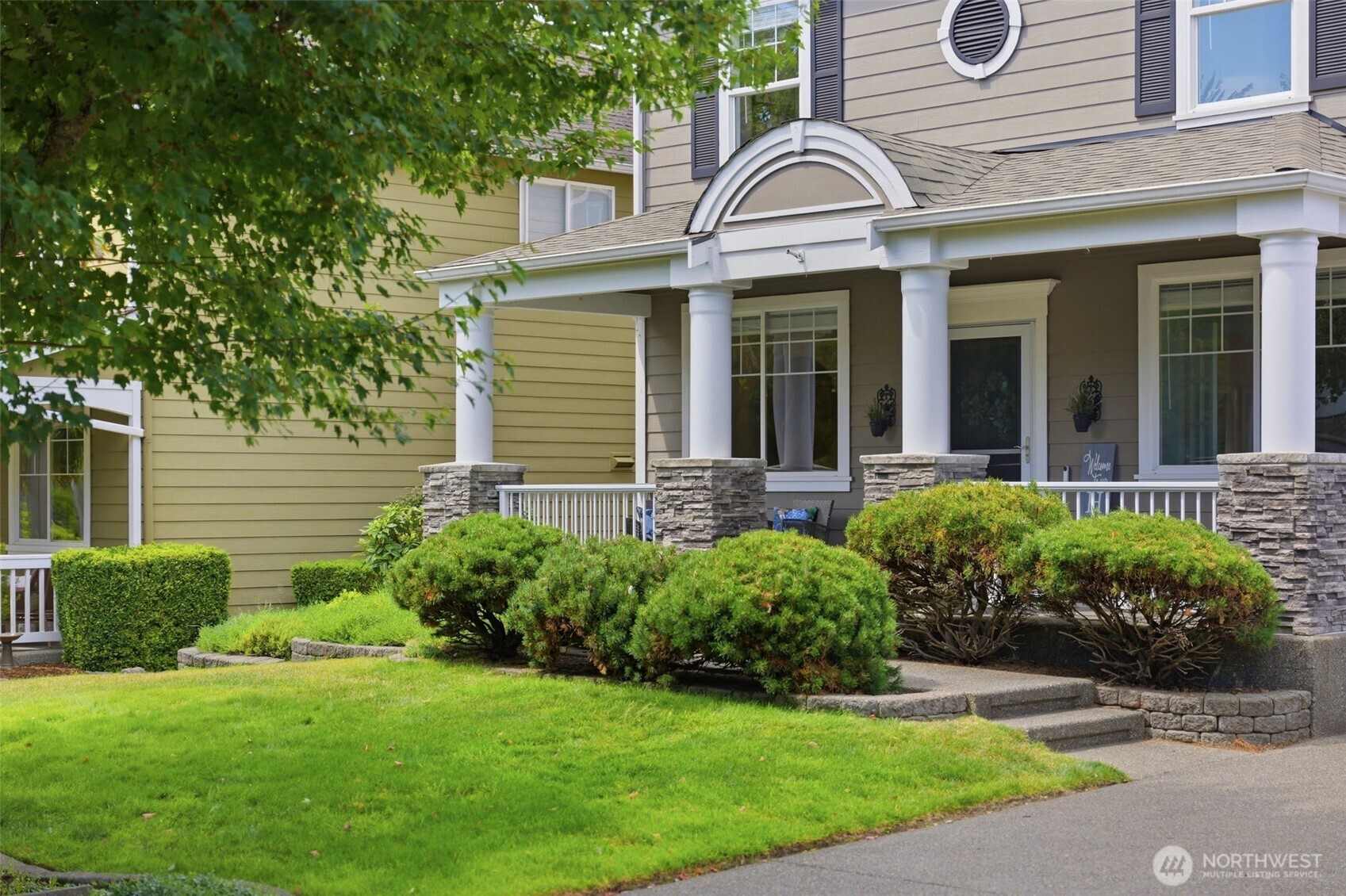 3331 Laurelwood Circle NE