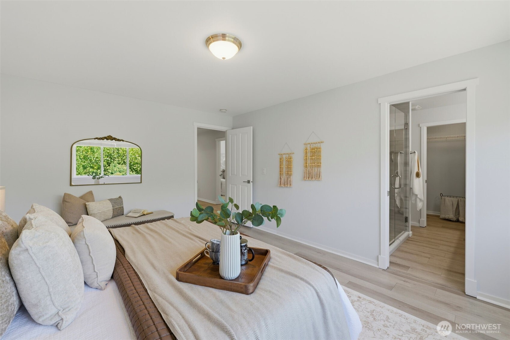 3331 Laurelwood Circle NE