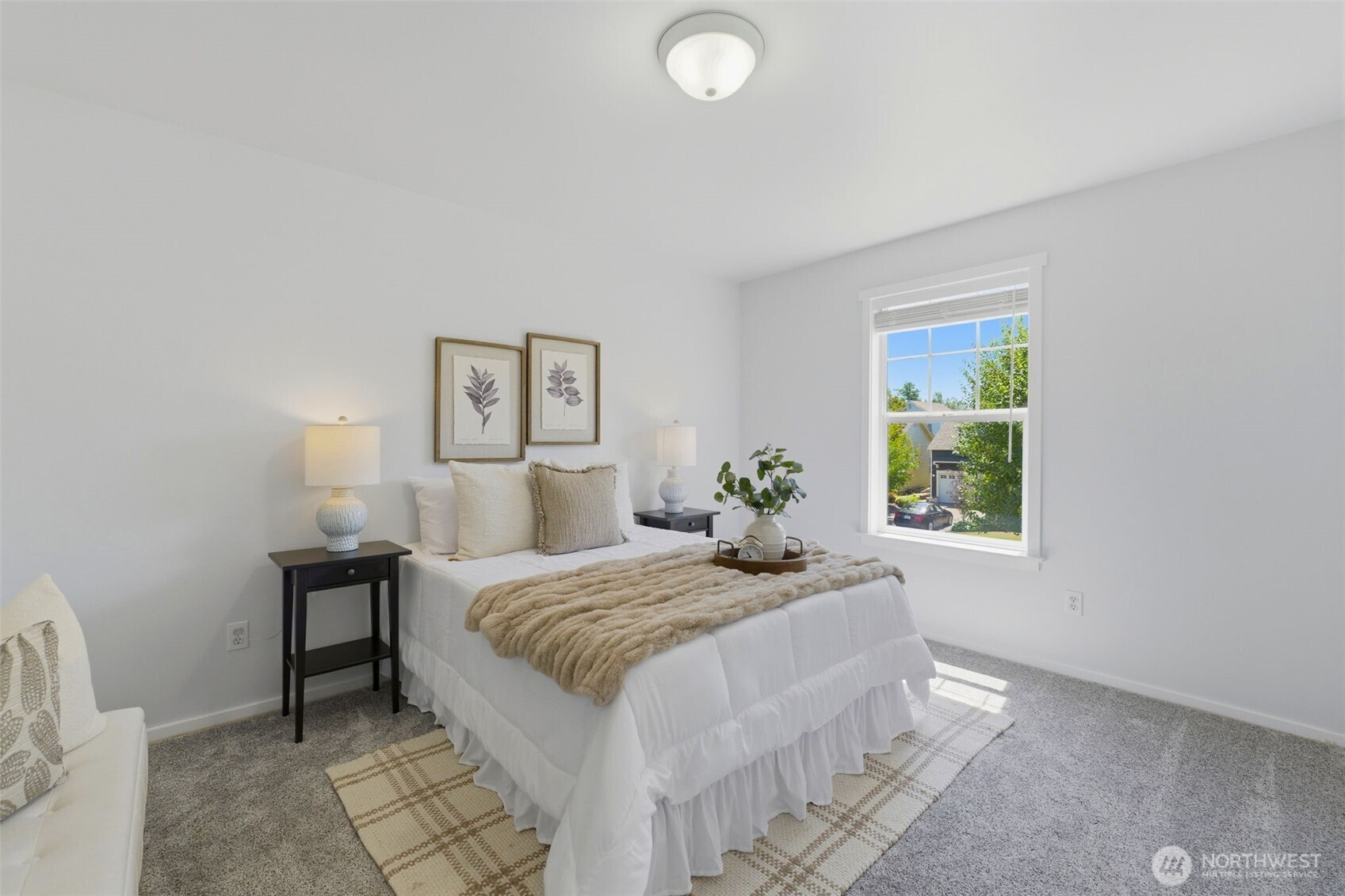3331 Laurelwood Circle NE