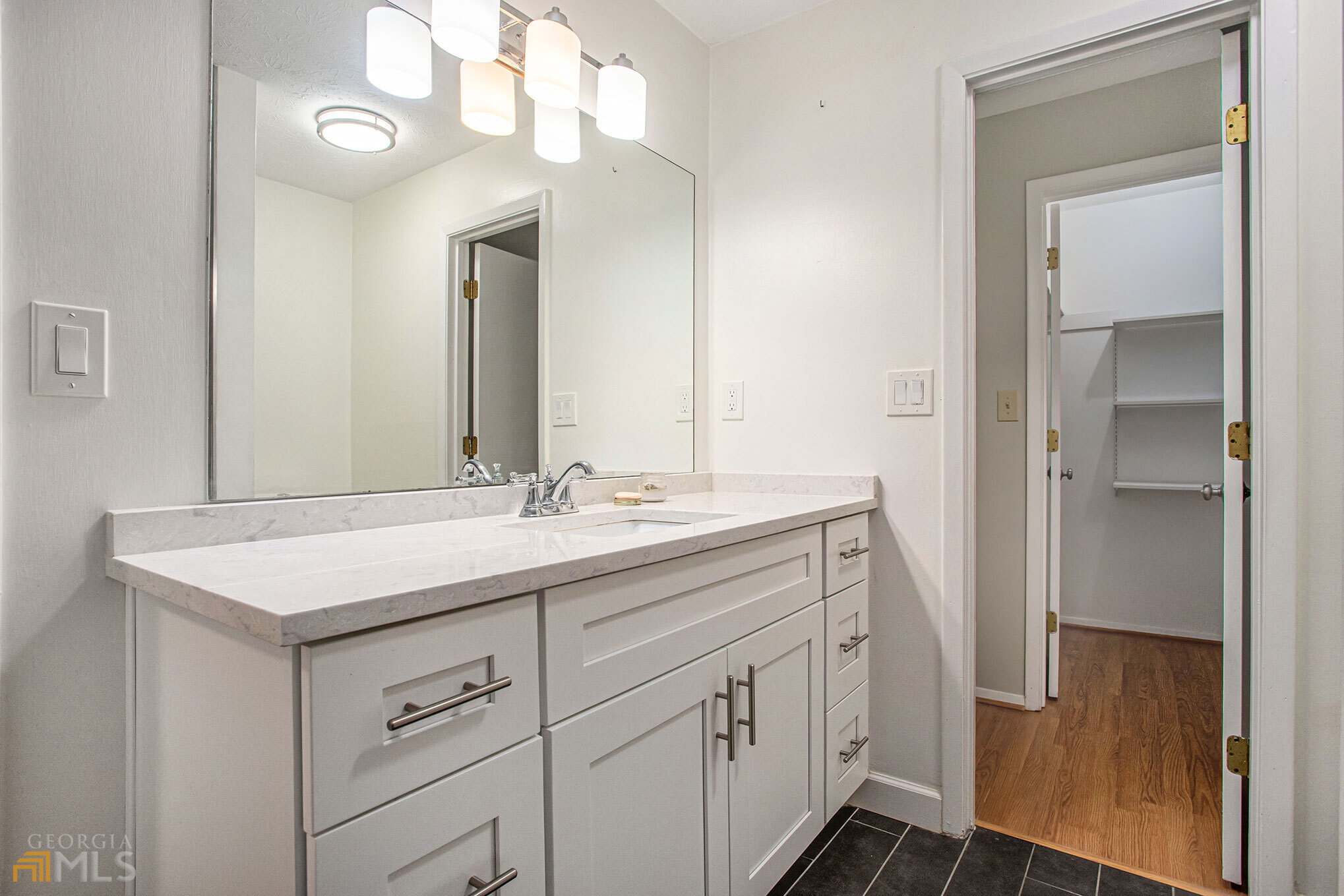 804 Cumberland Court SE
