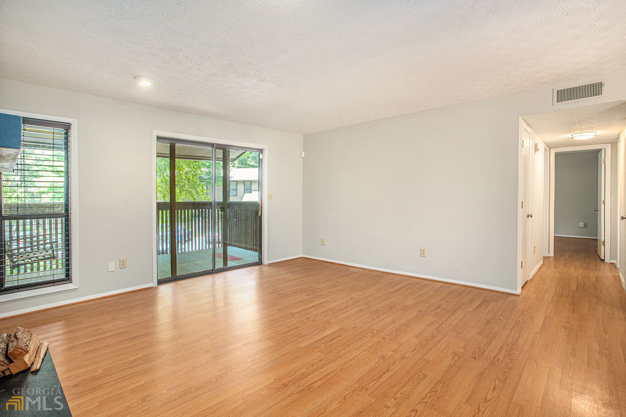804 Cumberland Court SE
