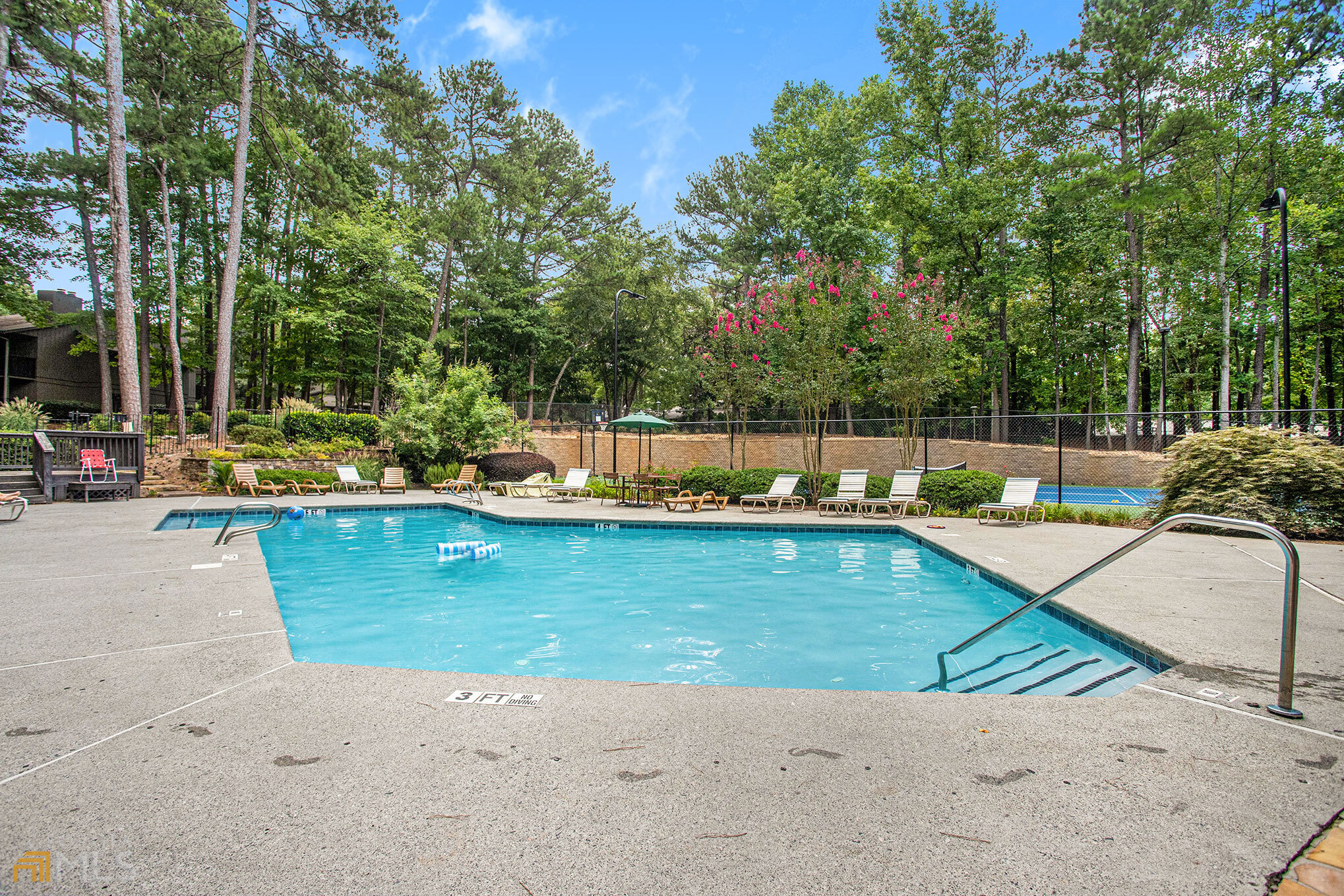 804 Cumberland Court SE