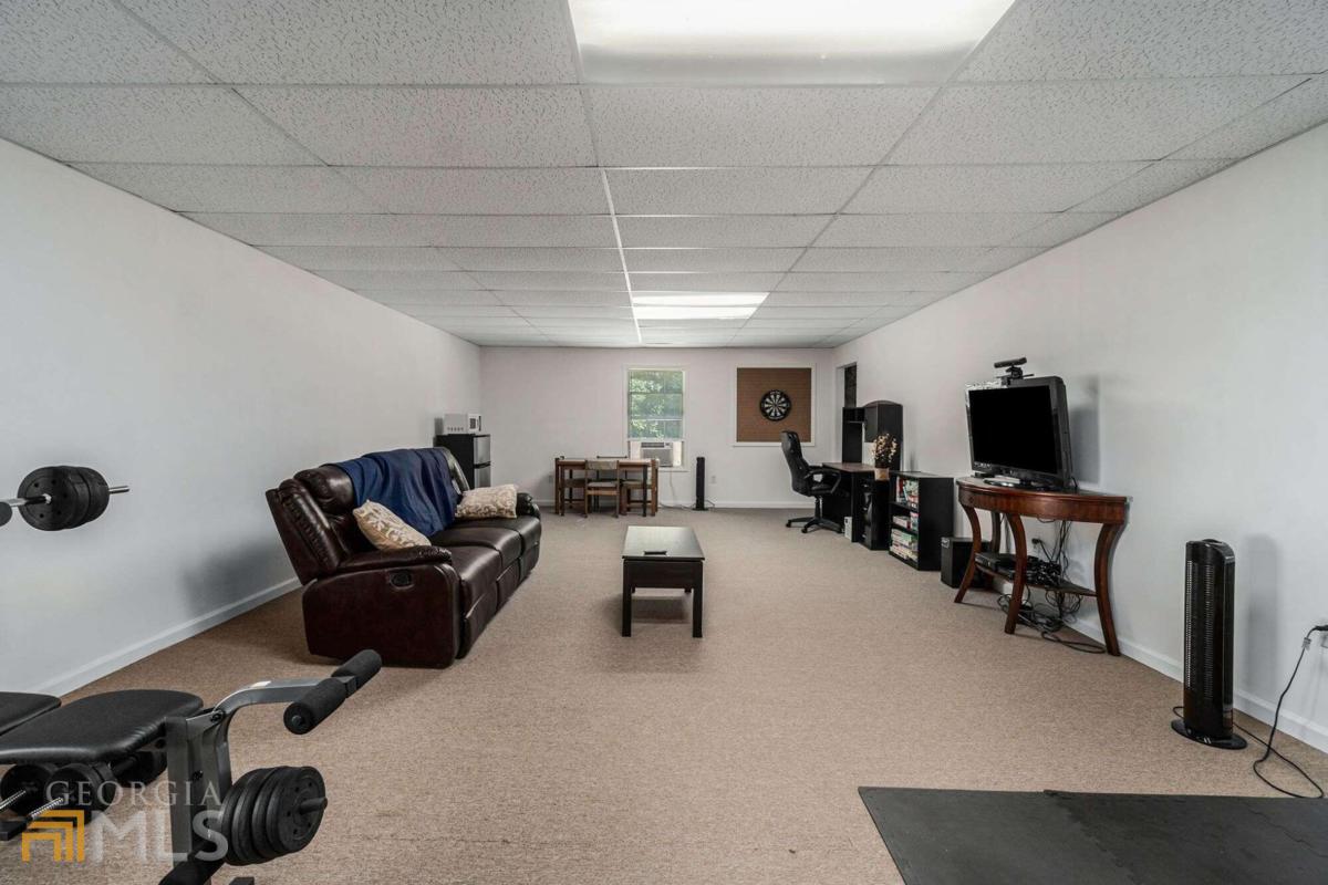 513 Ida Place