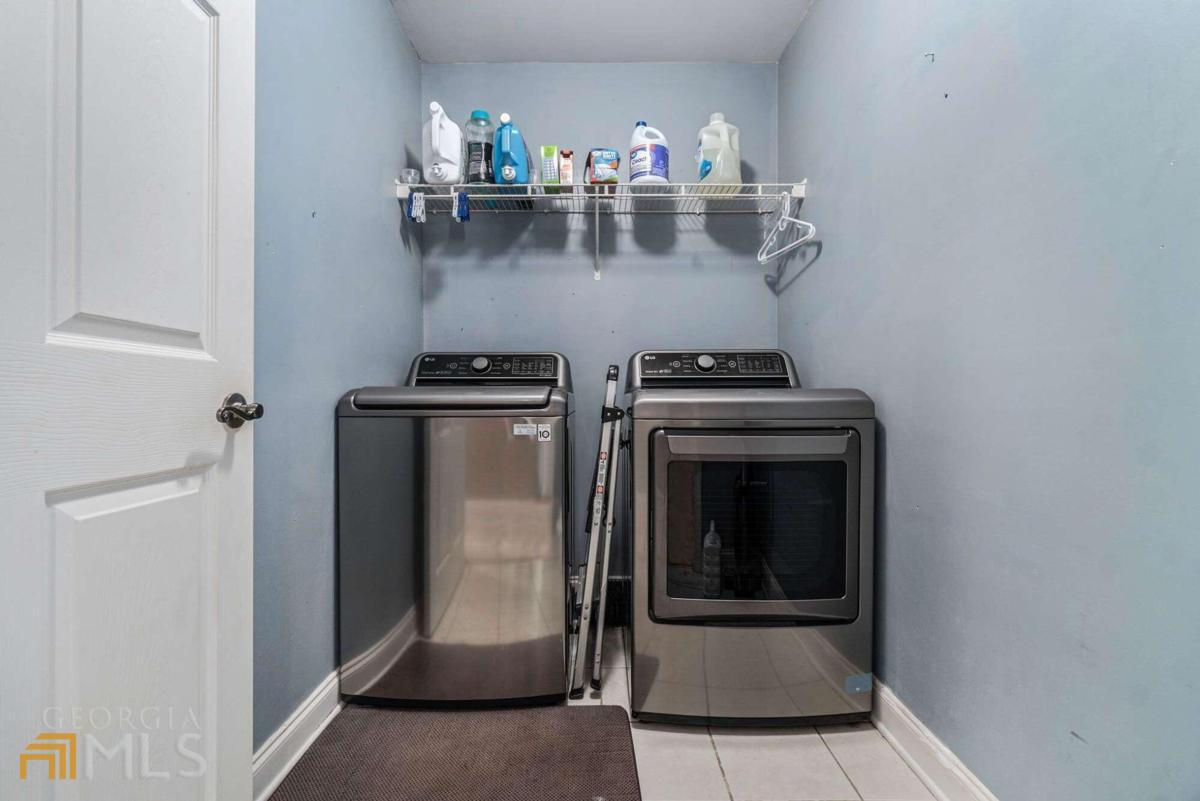 513 Ida Place