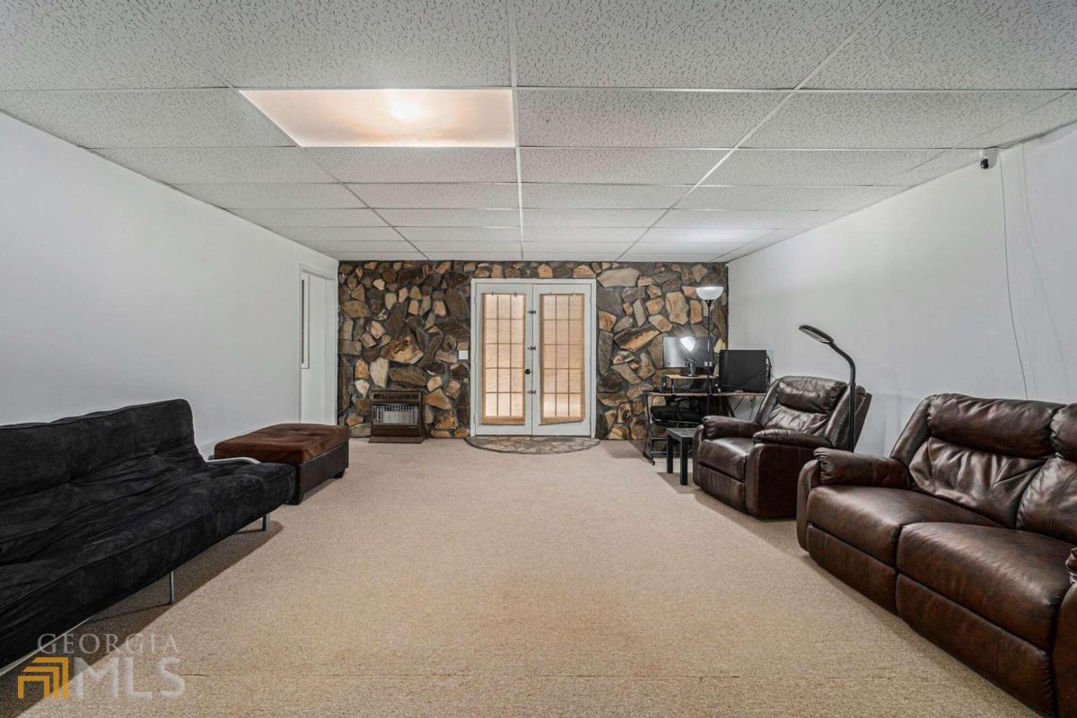 513 Ida Place