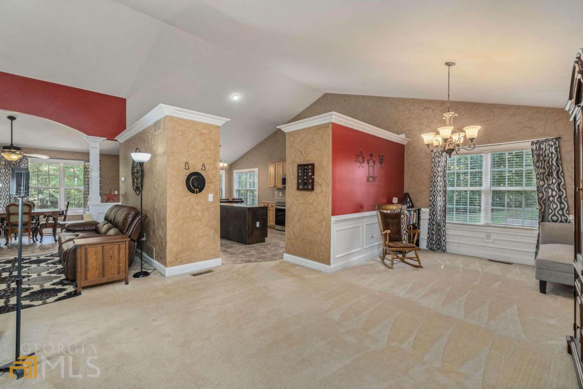 513 Ida Place