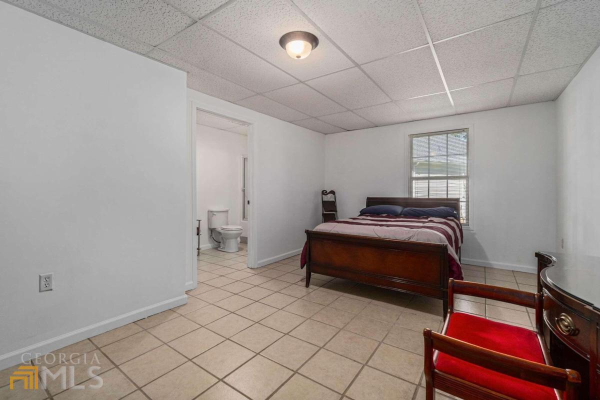 513 Ida Place