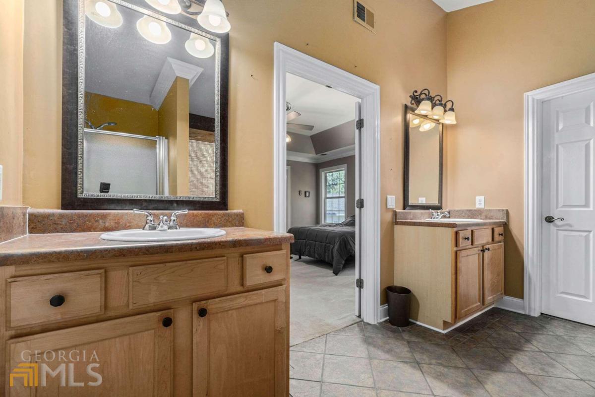 513 Ida Place
