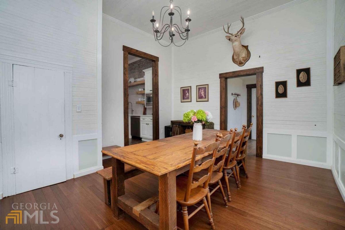 333 Elm Circle
