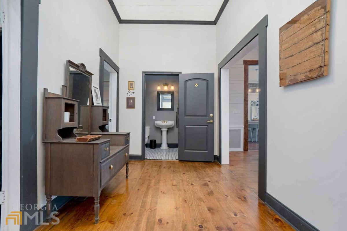333 Elm Circle