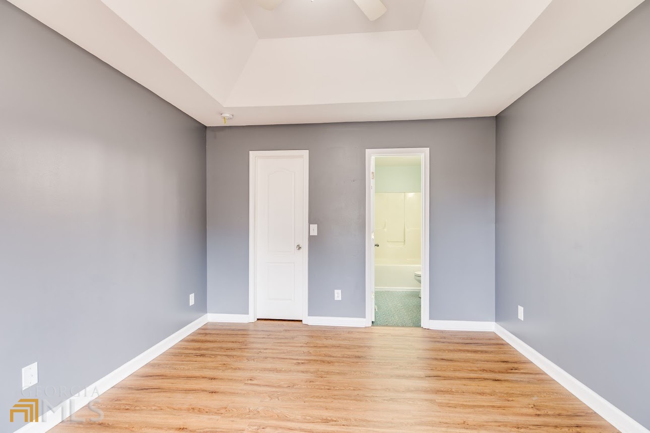 220 Jordan Lane