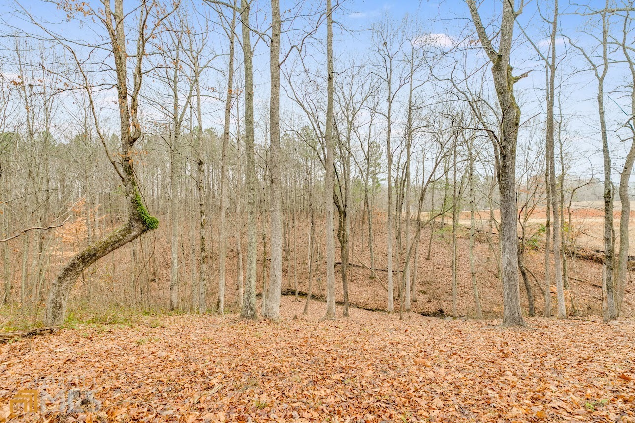 220 Jordan Lane