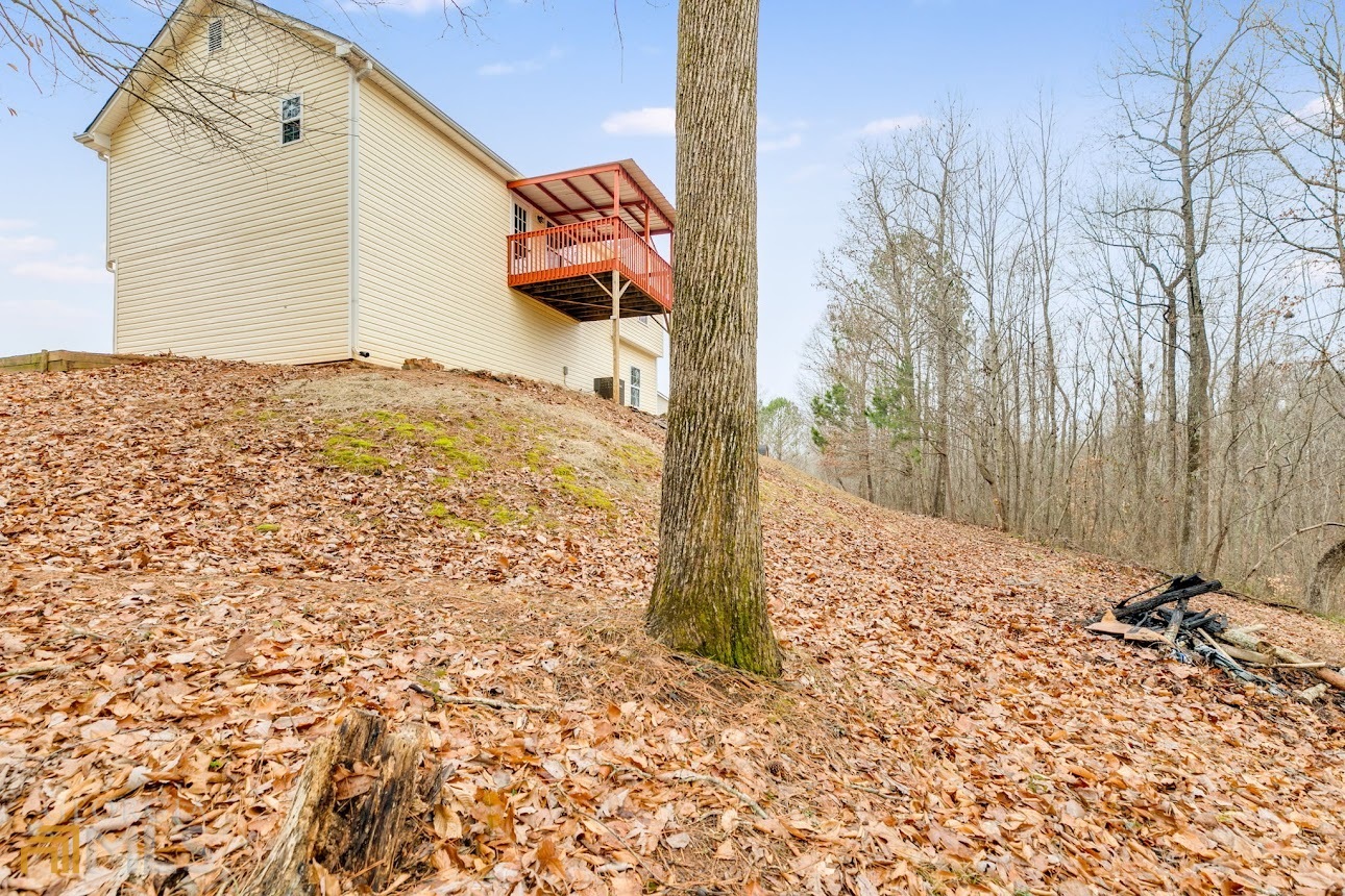 220 Jordan Lane