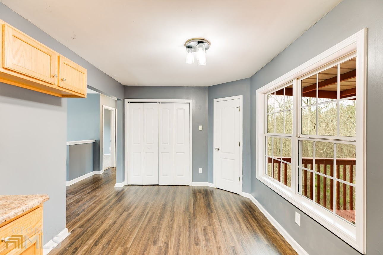 220 Jordan Lane