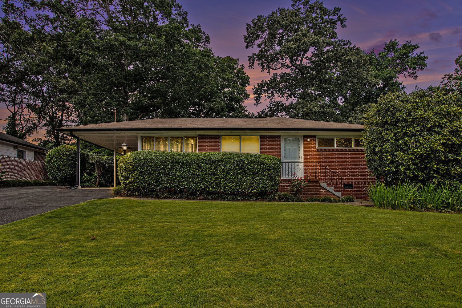 243 Indian Trail