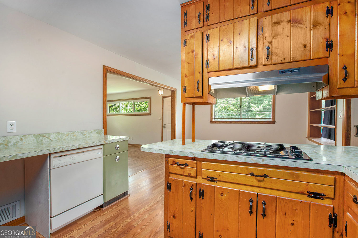 243 Indian Trail