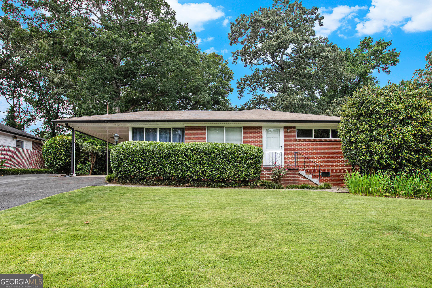 243 Indian Trail