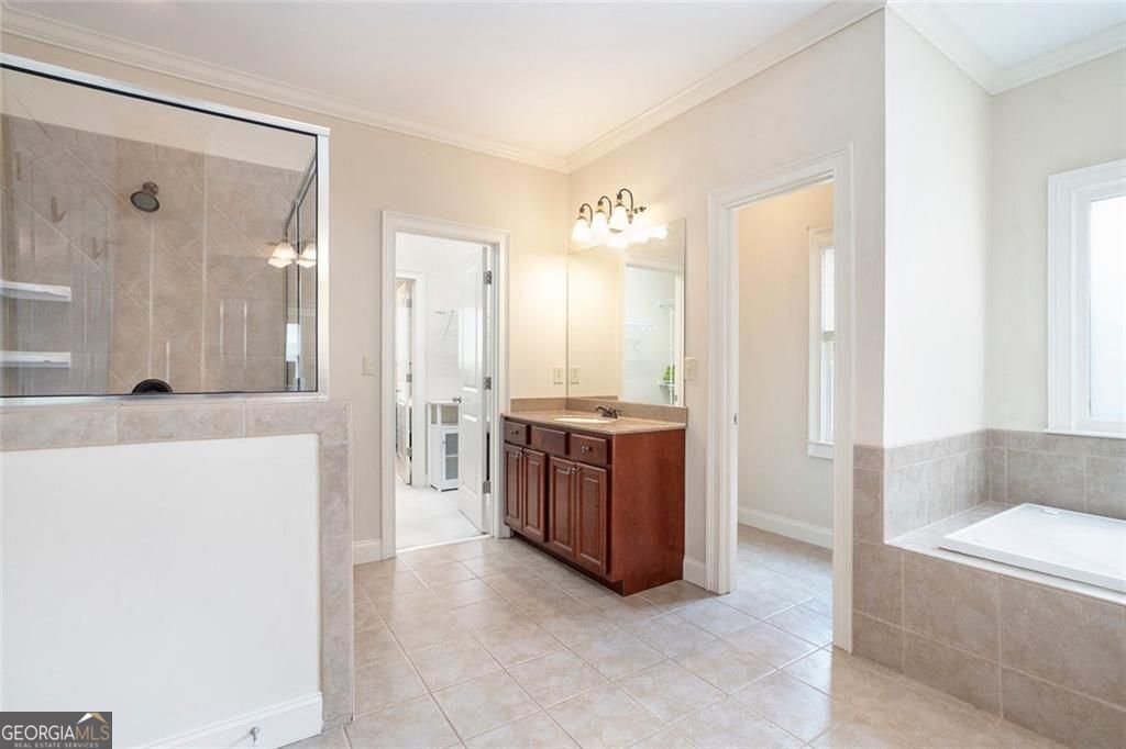 585 Lawton Bridge Road SW