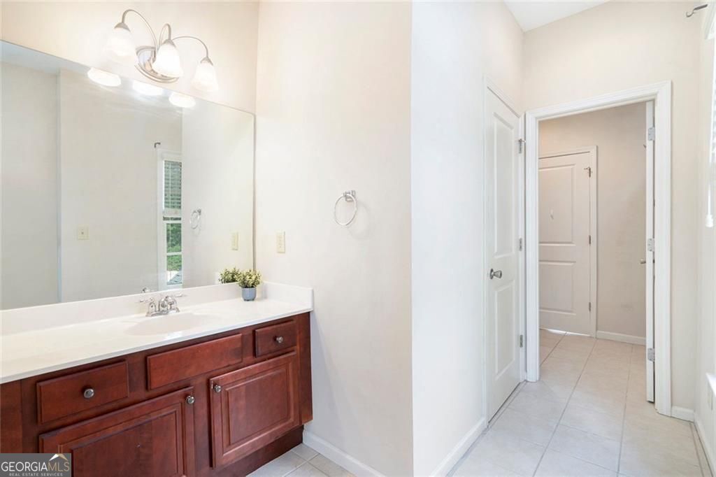 585 Lawton Bridge Road SW