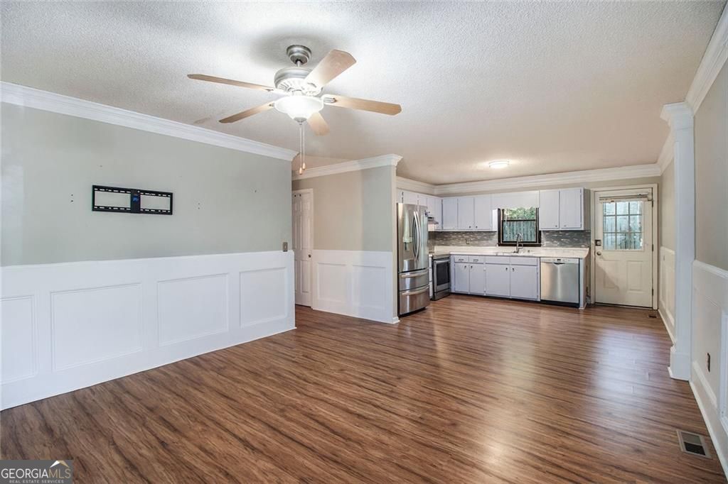 60 Woodland Road SW