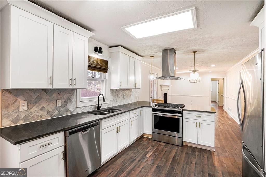 1305 Bellemeade Circle SW