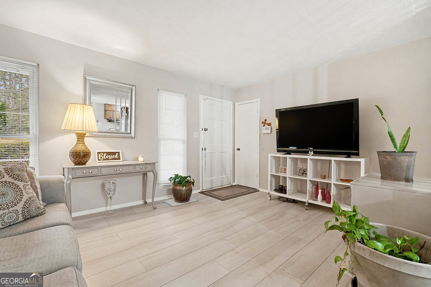 4728 Apache Trail SW