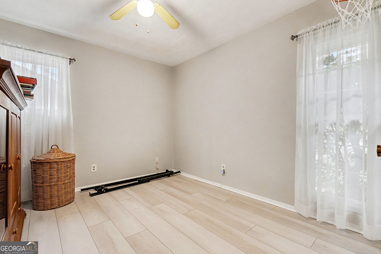 4728 Apache Trail SW